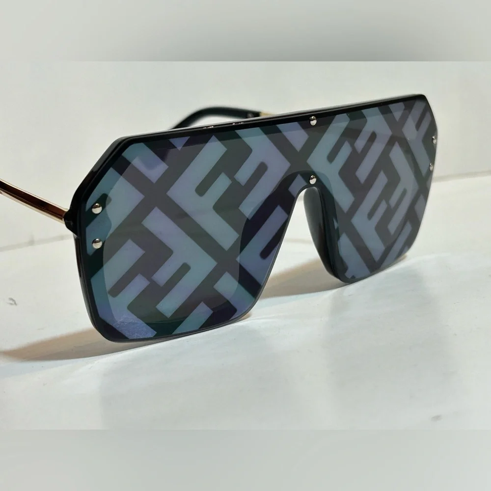 Stylish Black Logo-Pattern Shield Sunglasses - Picture 1 of 2